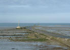 Le passage du Gois entre Noirmoutier et le Continent . . .