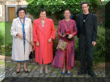 Portrait de famille en attendant les invits