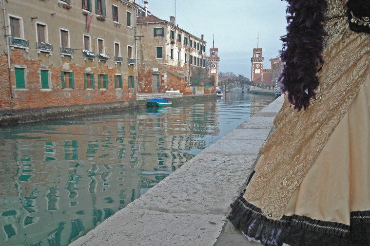 12b045.JPG