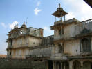 Juna Mahal (vieux fort) construit en 1282